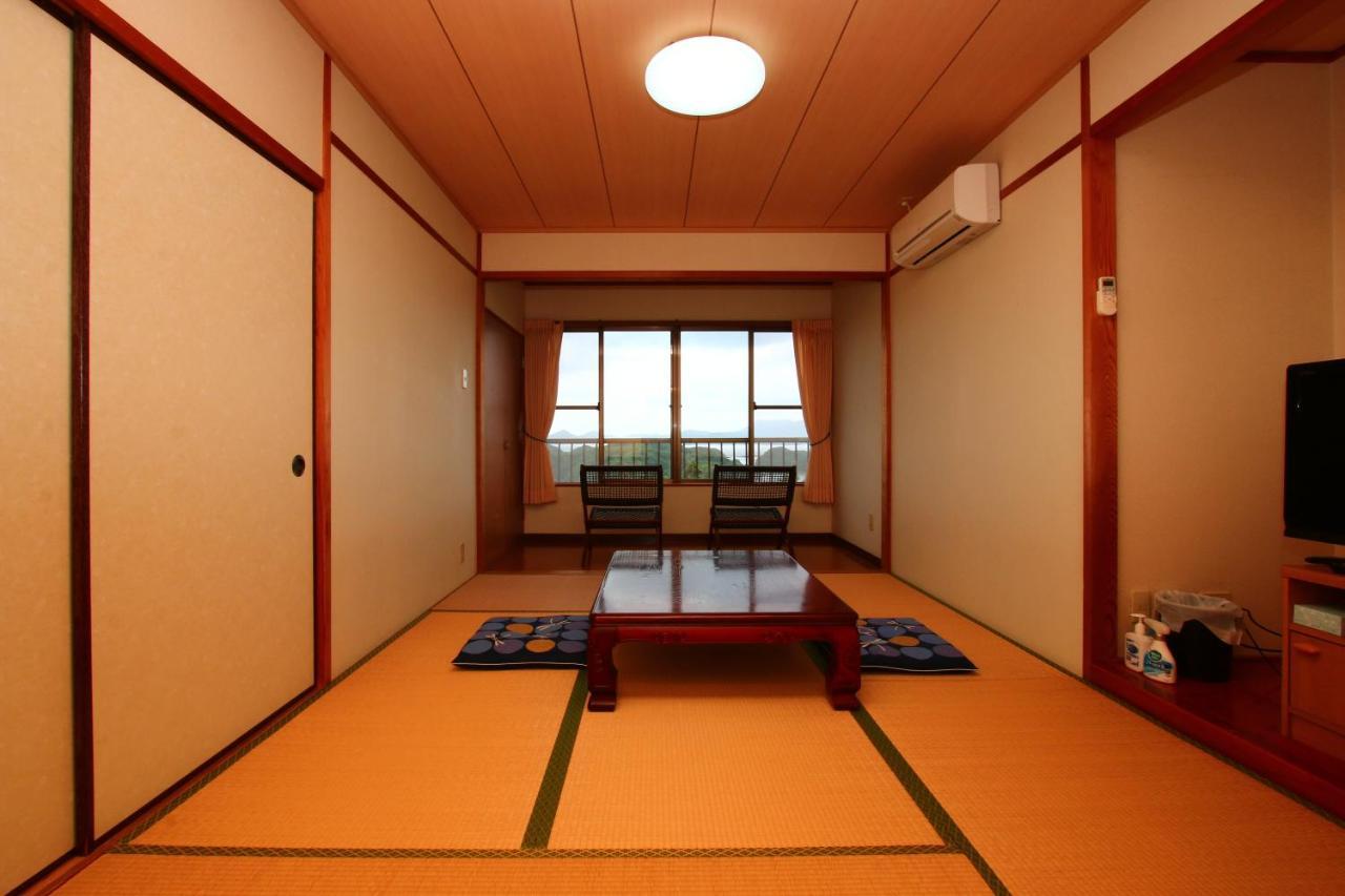 Minshuku Umi No Sachi Hotel Sasebo Exterior photo
